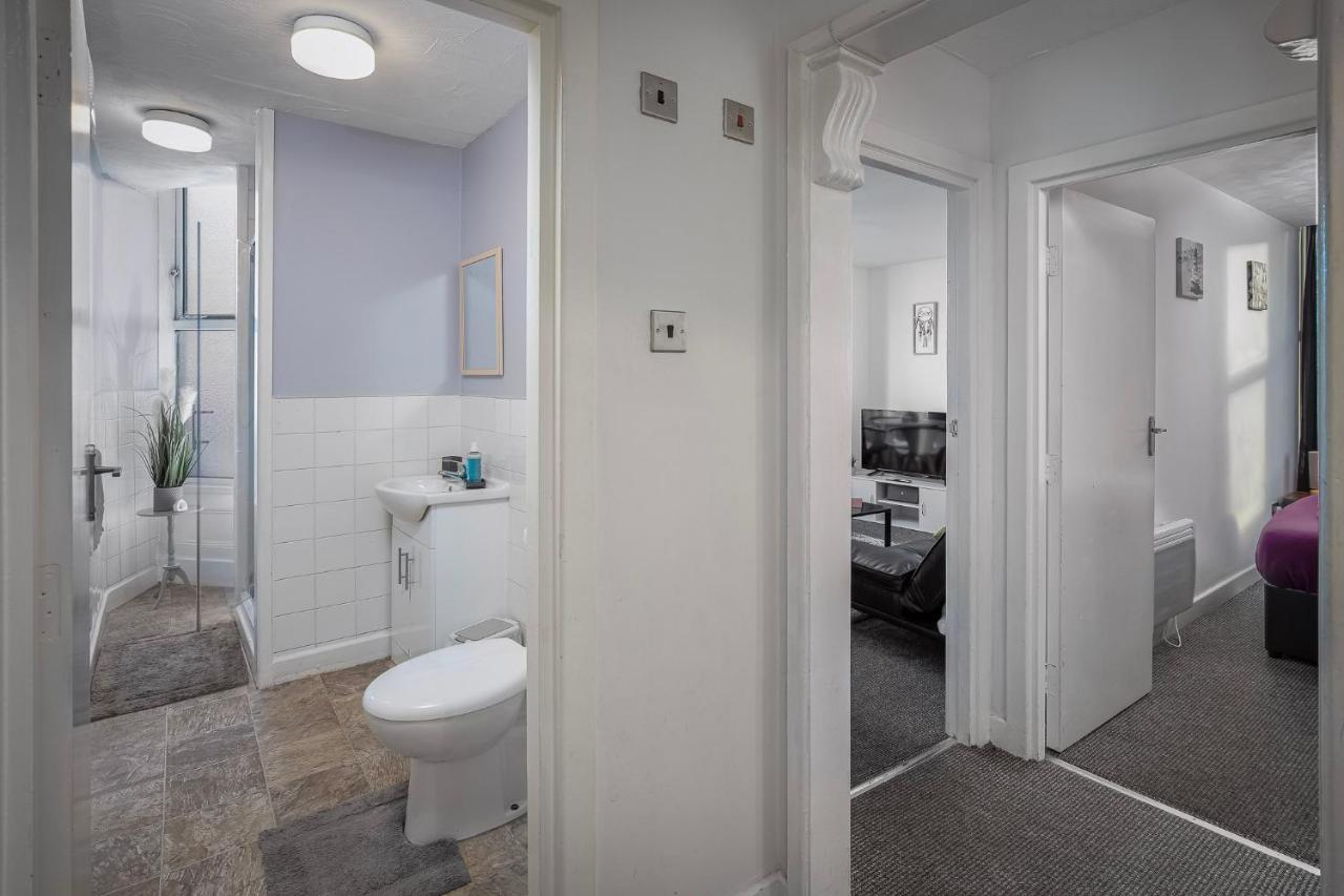 02 Springfield - Sleeps 6 Apartment แบล็คพูล ภายนอก รูปภาพ