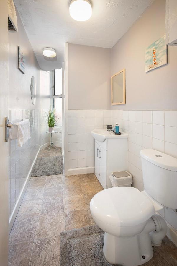 02 Springfield - Sleeps 6 Apartment แบล็คพูล ภายนอก รูปภาพ