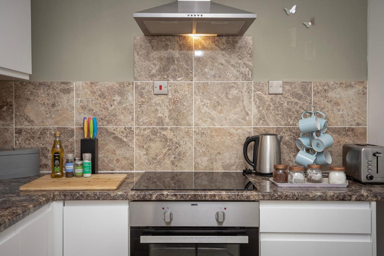 02 Springfield - Sleeps 6 Apartment แบล็คพูล ภายนอก รูปภาพ